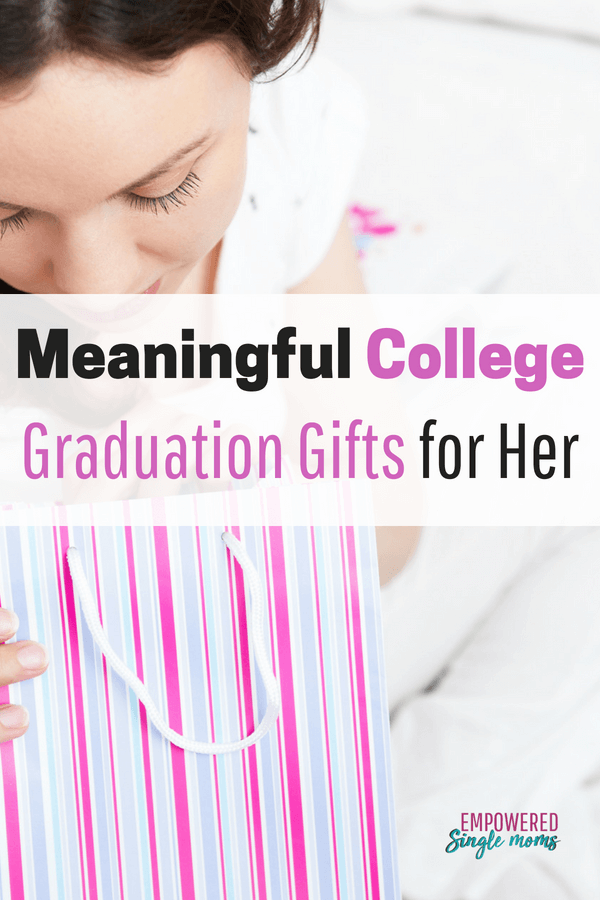 College Graduation Gifts For Her : Top 10 College Graduation Gift Ideas for Girls / University graduation gifts for her.