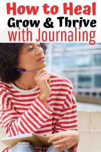 How to start journaling, tips for beginners. Inspirational prompts for healing. Cute ideas for bullet journals. Prompts for anxiety and stress reduction. A process for self-care and self-discovery.